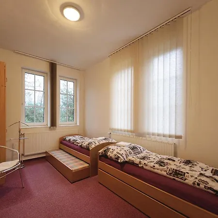 Vrchlabska Apartament *